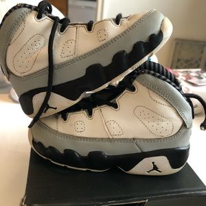 Jordan barons 9’s toddler size 9c 7/10 conditions